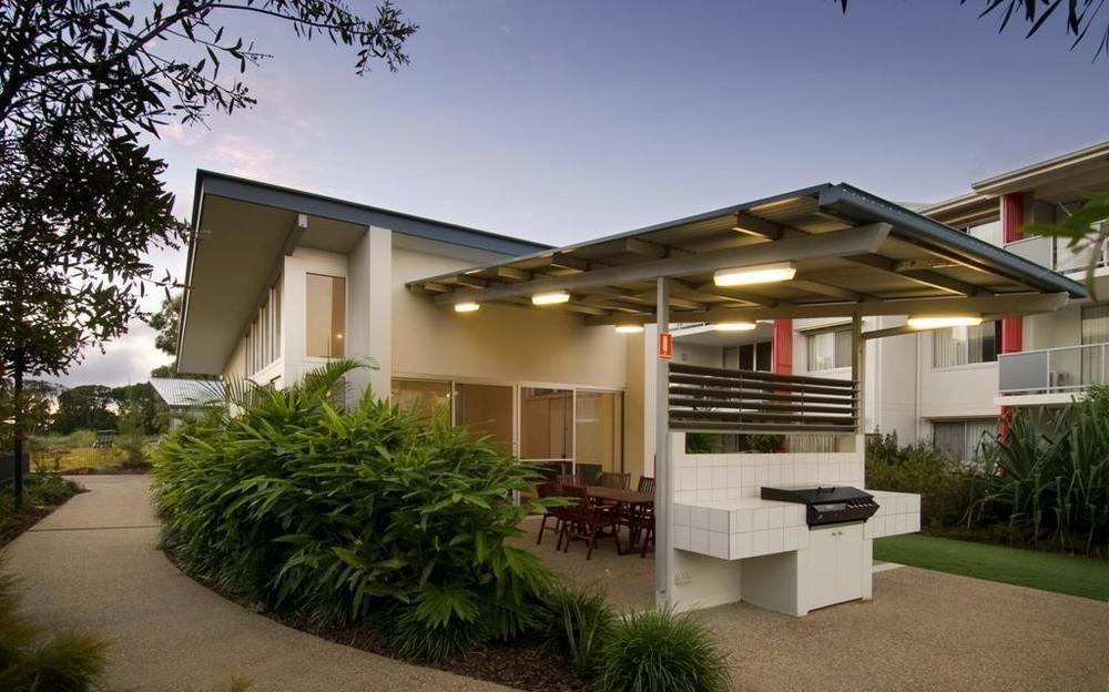 Ramada Encore By Wyndham Whale Cove Hervey Bay Esterno foto