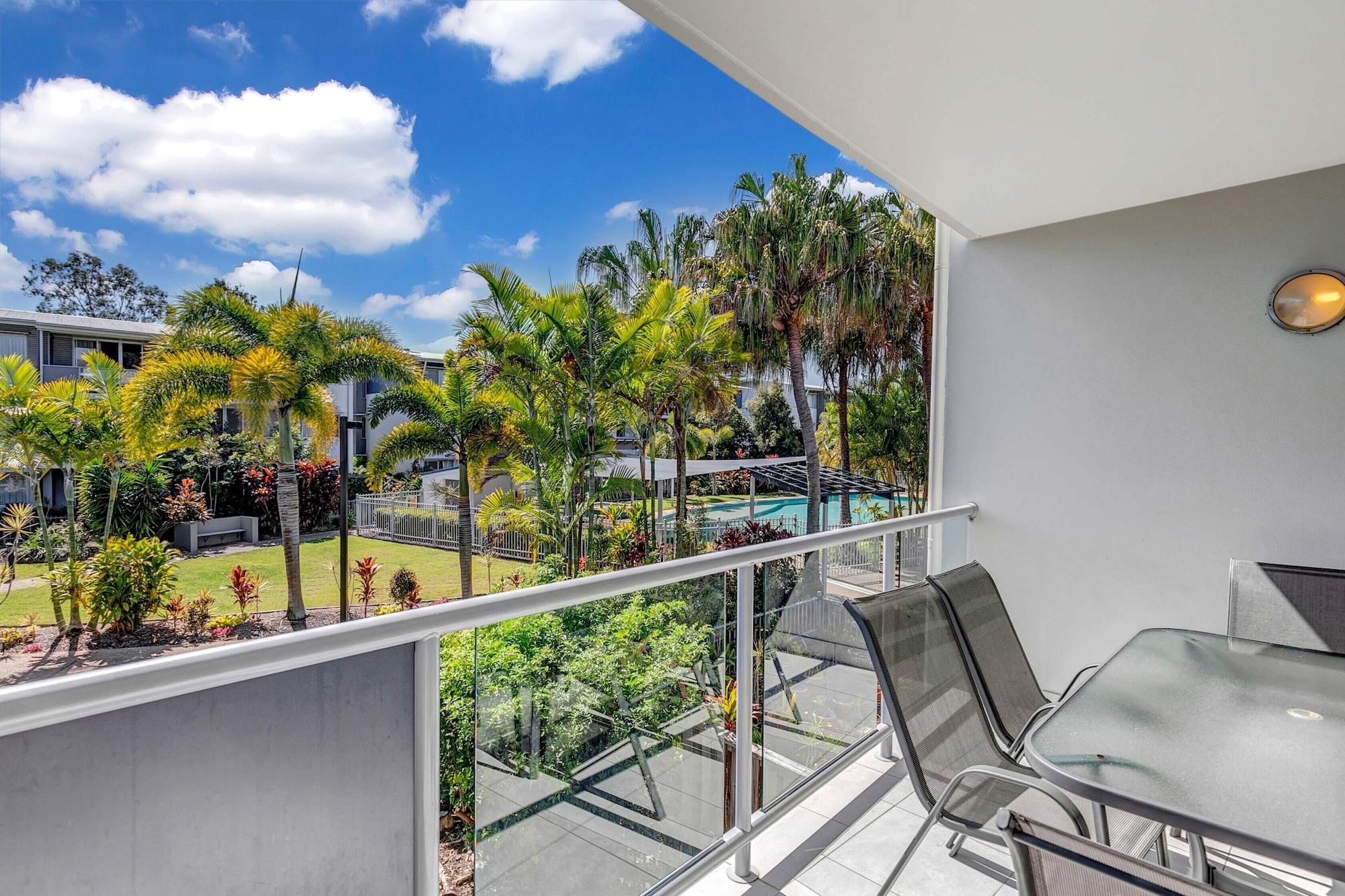 Ramada Encore By Wyndham Whale Cove Hervey Bay Esterno foto