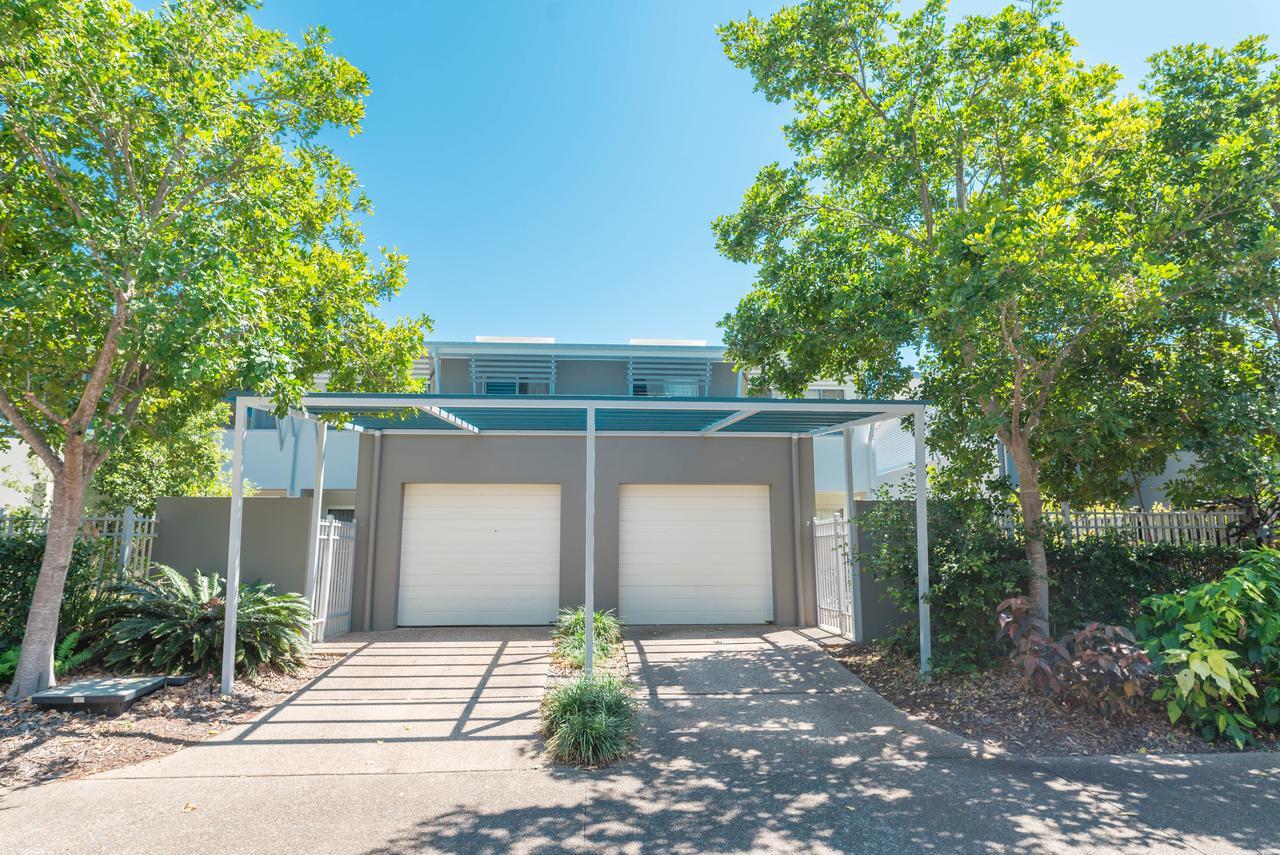 Ramada Encore By Wyndham Whale Cove Hervey Bay Esterno foto