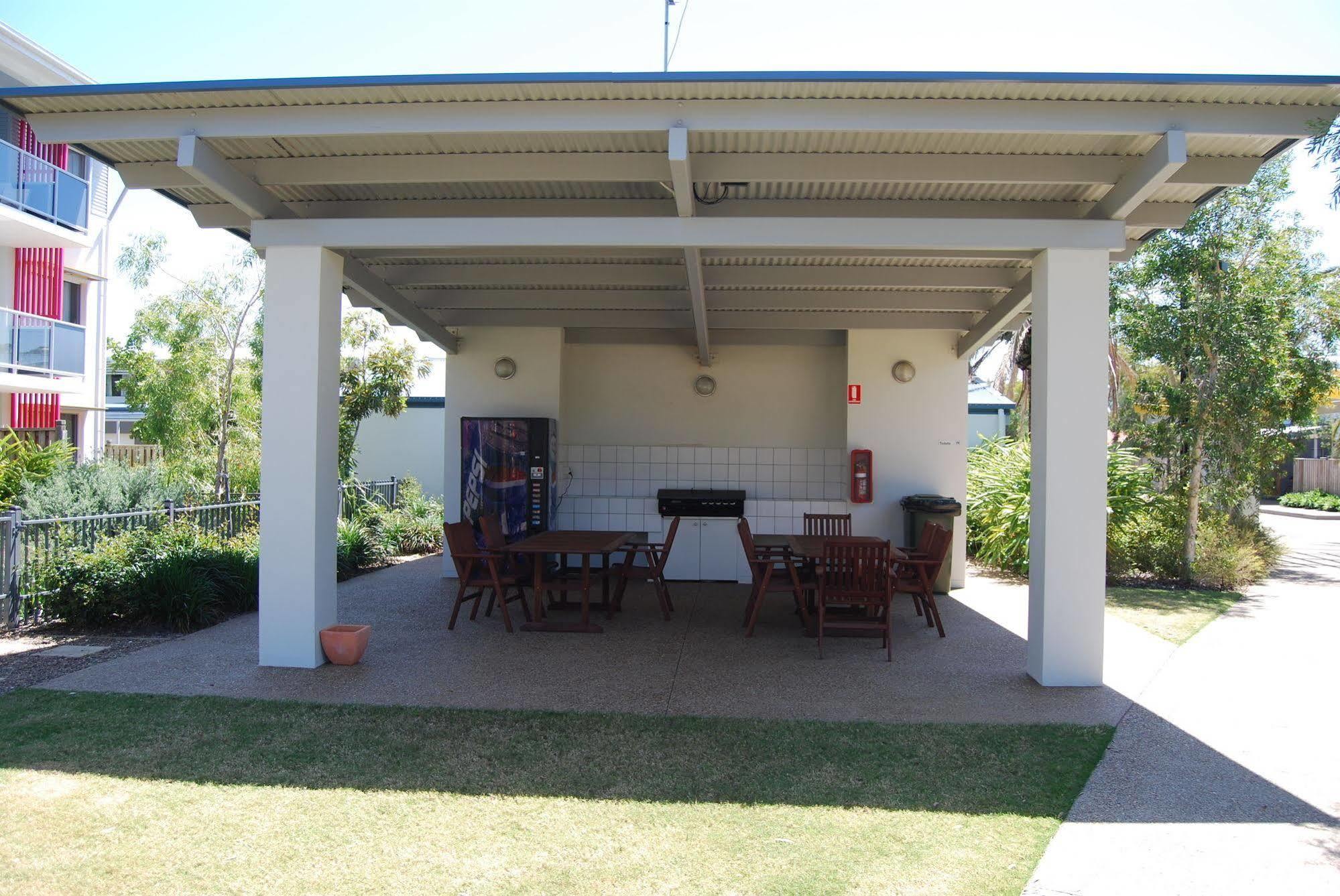 Ramada Encore By Wyndham Whale Cove Hervey Bay Esterno foto